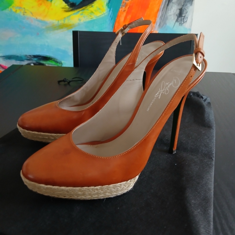 DONALD PLINER Slingback Heels